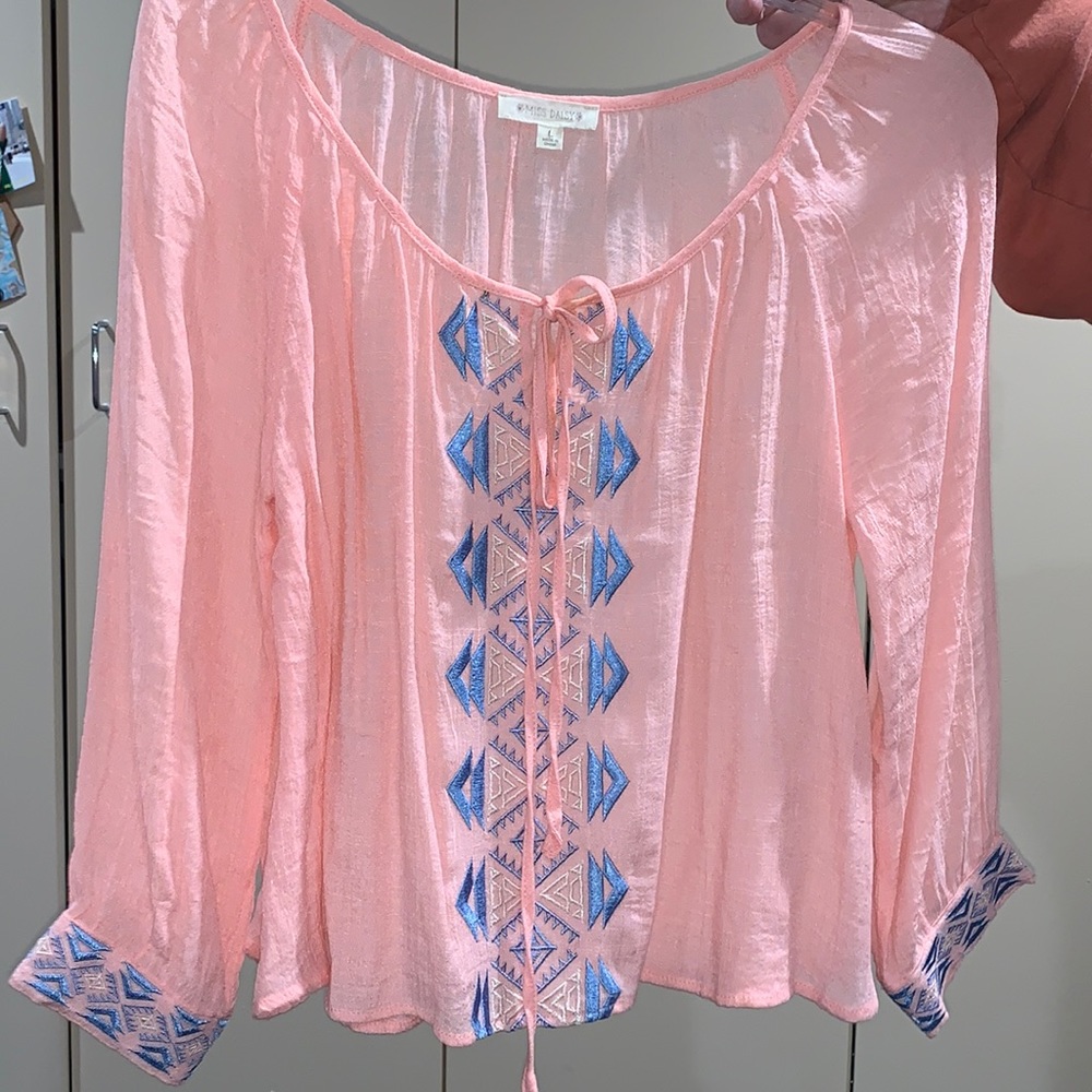 Miss Daisy -  Peach Bohemian Short Top - Size Large
